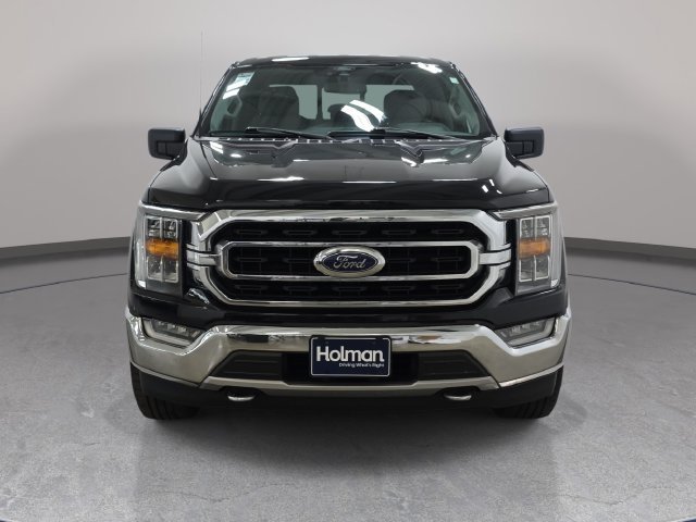 Used 2021 Black Ford XLT image 3