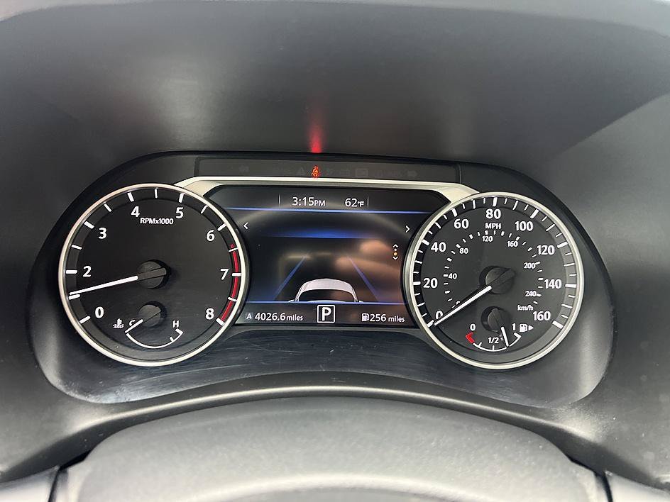 Used 2021 Super Black Nissan SV image 22