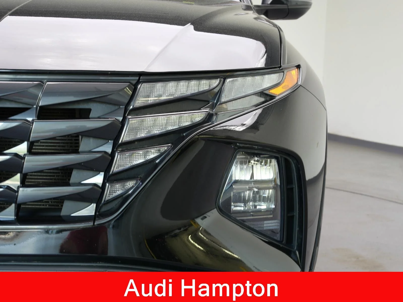 Used 2024 Black Pearl Hyundai XRT image 3