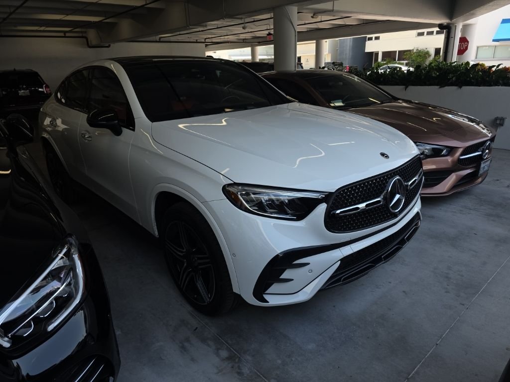 2025 Mercedes-Benz GLC