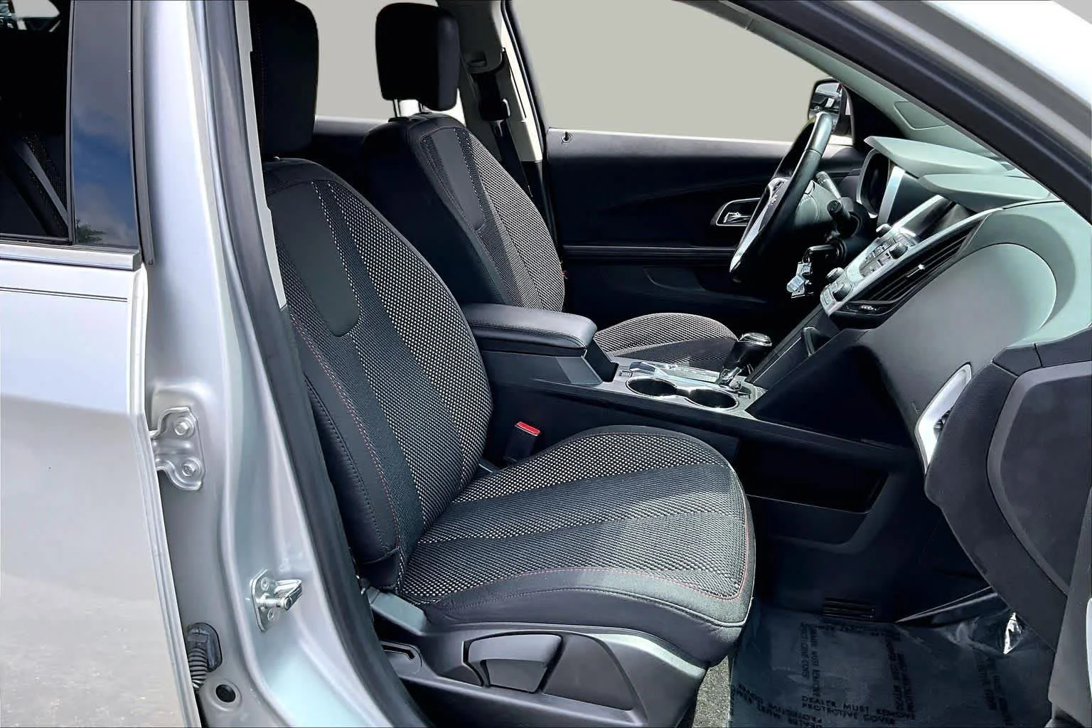 Used 2016 Silver Ice Metallic Chevrolet LT image 9