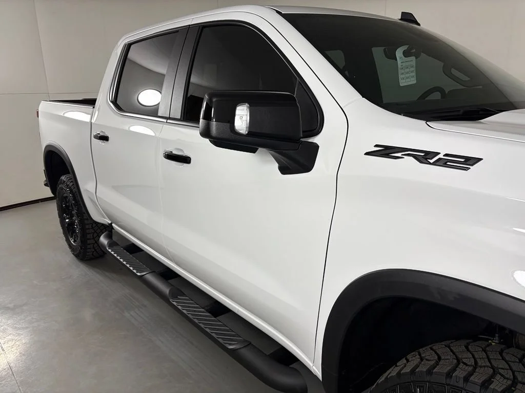 New 2026 Summit White Chevrolet ZR2 image 14