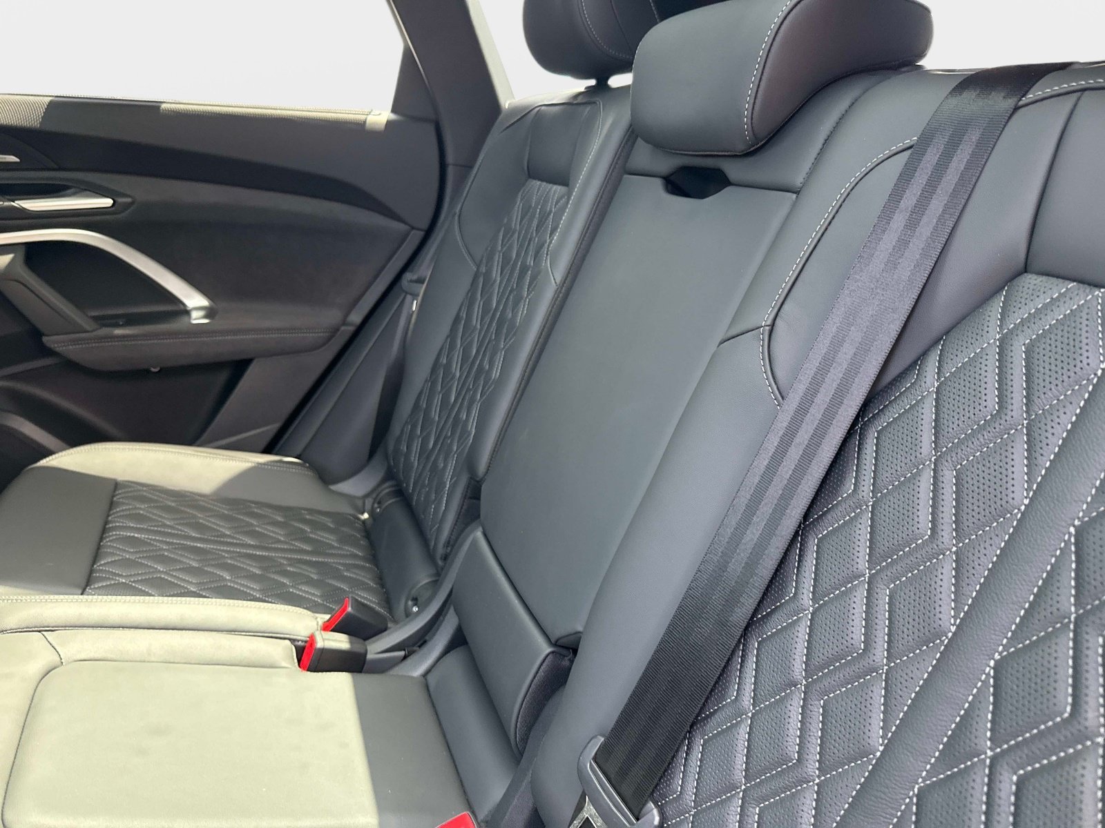 2026 Audi SQ5 Premium Plus - Photo 12