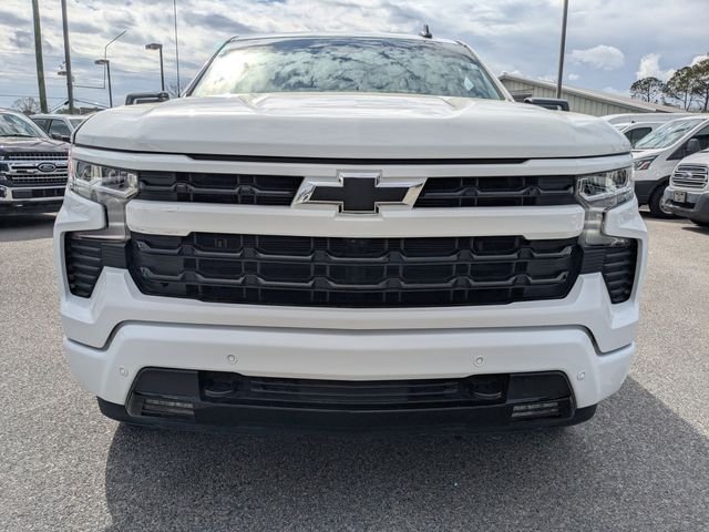 Used 2024 Summit White Chevrolet RST image 9