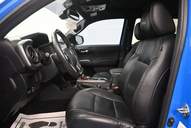Used 2019 Voodoo Blue Toyota SR image 9