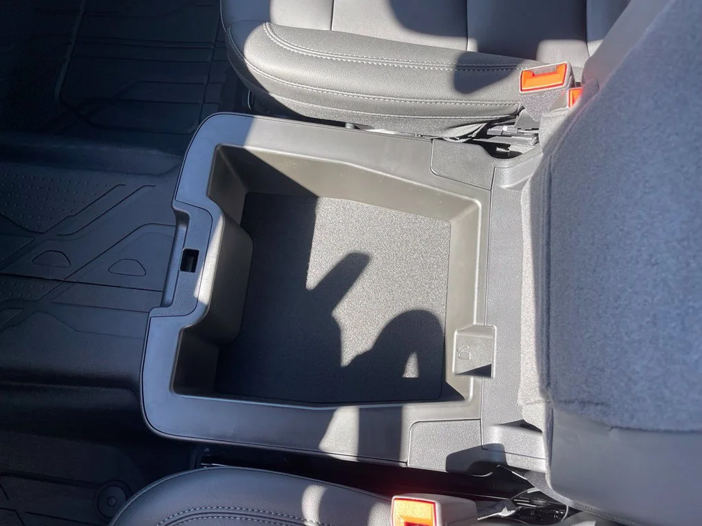 New 2026 Summit White Chevrolet LT DRW image 19