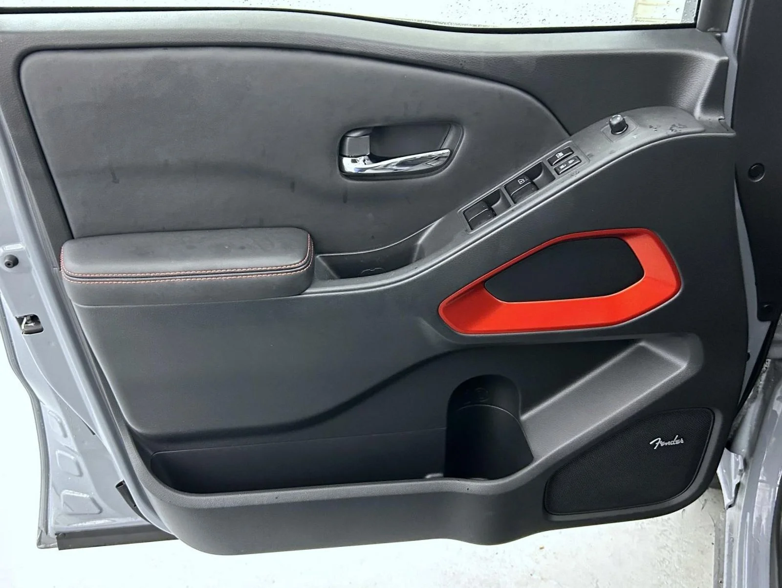 Used 2024 Gray Nissan PRO-4X image 9