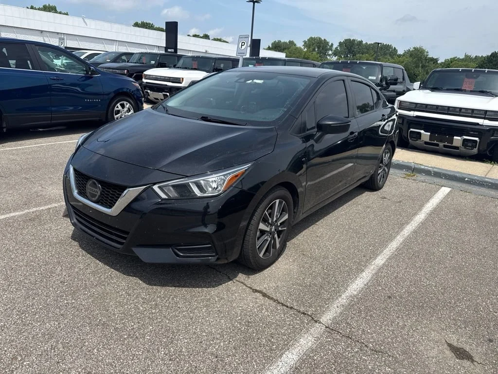 Used 2021 Black Nissan SV Xtronic CVT image 3