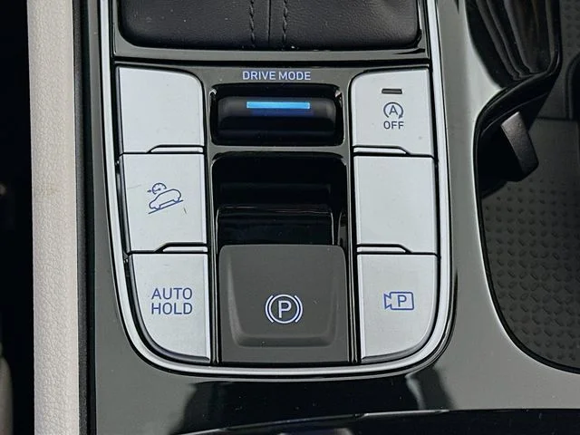 New 2026 Hyundai TUCSON SEL