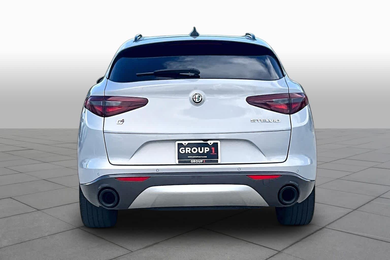 Pre-Owned 2022 Alfa Romeo Stelvio Ti