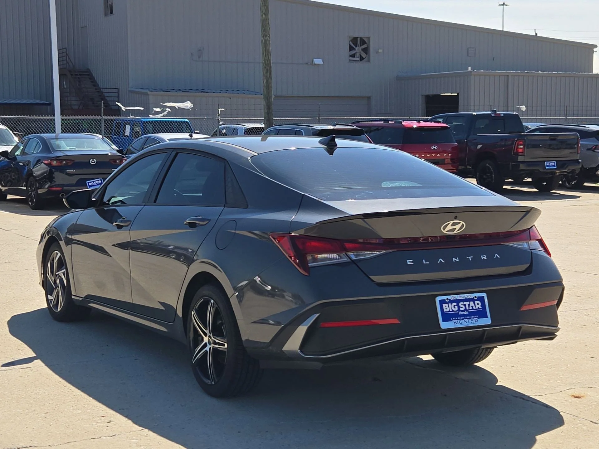 Used 2025 Ecotronic Gray Hyundai SEL Sport image 5