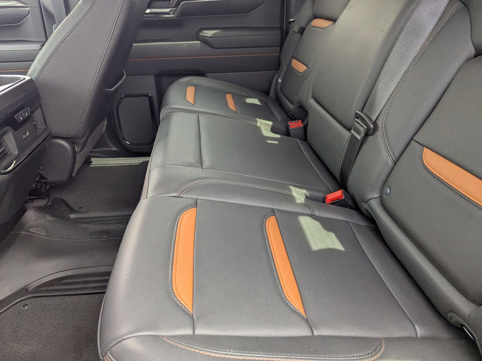 Used 2024 Onyx Black GMC AT4 image 16