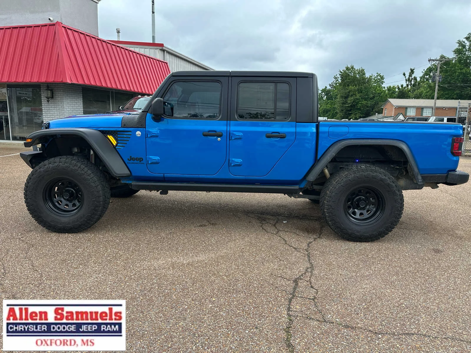 Used 2021 Hydro Blue Pearlcoat Jeep Sport S image 8