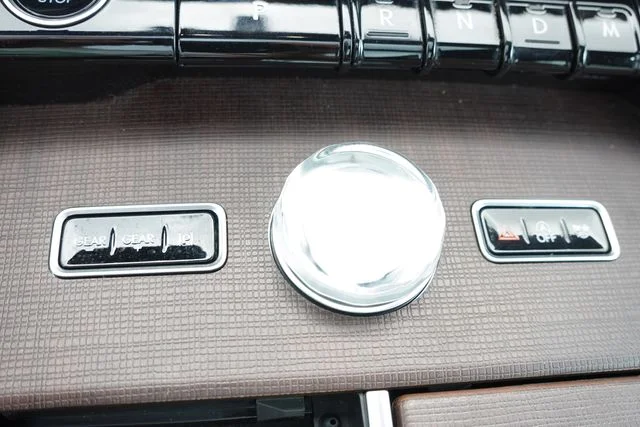 Used 2025 Blue Lincoln Reserve image 35