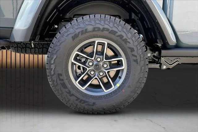 New 2026 Anvil Clear-Coat Exterior Paint Jeep Mojave image 35