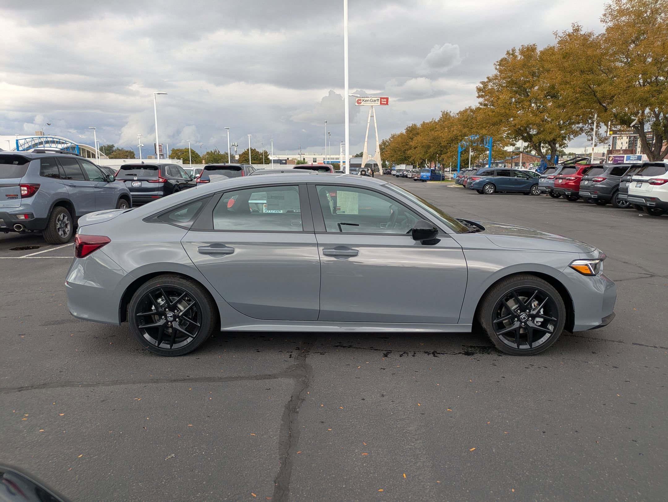 New 2026 Urban Gray Pearl Honda Sport image 2