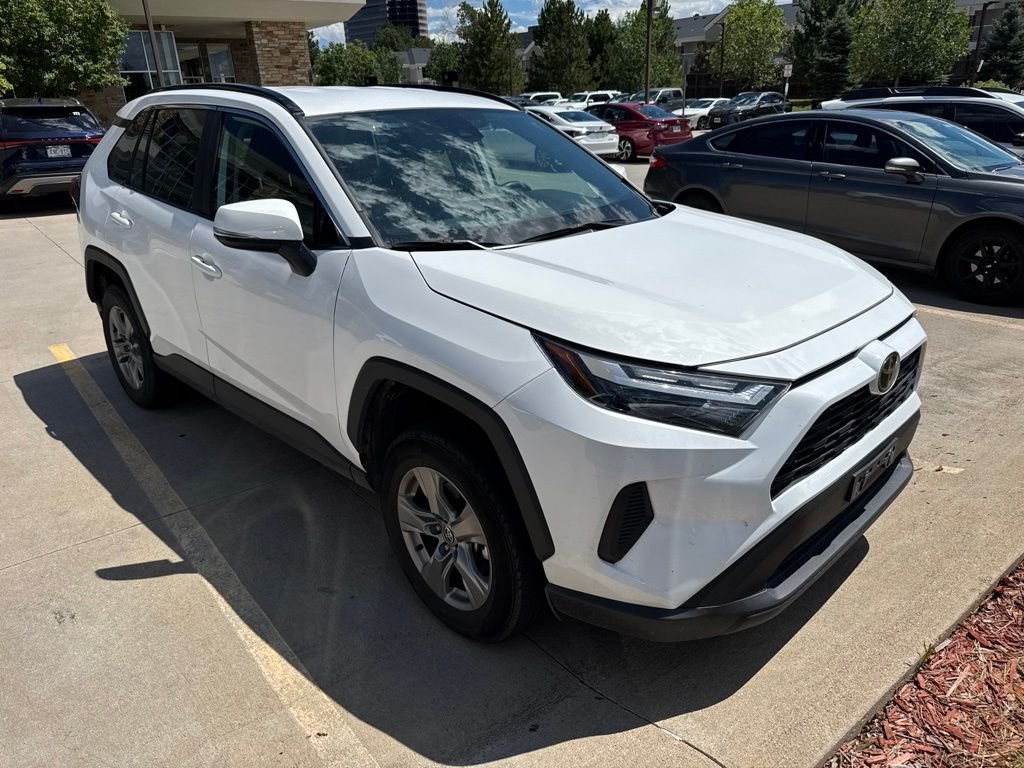 Used 2025 White Toyota XLE image 2