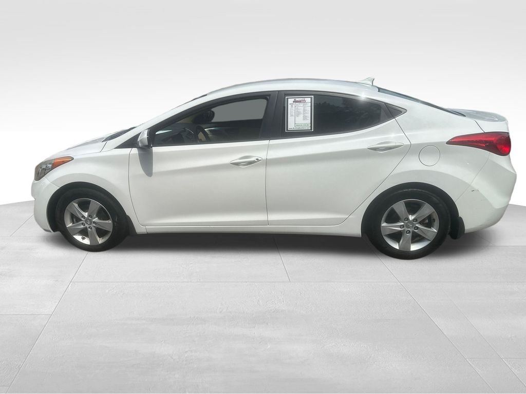 Used 2013 White Hyundai GLS image 7