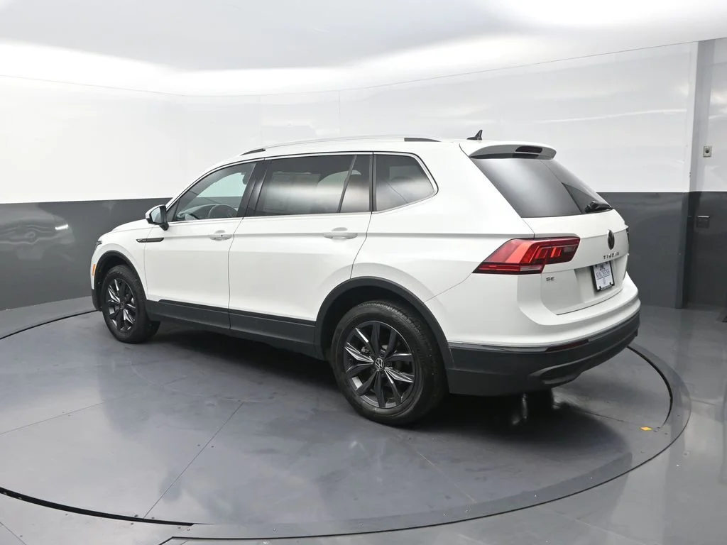 Used 2023 White Volkswagen 2.0T SE image 8