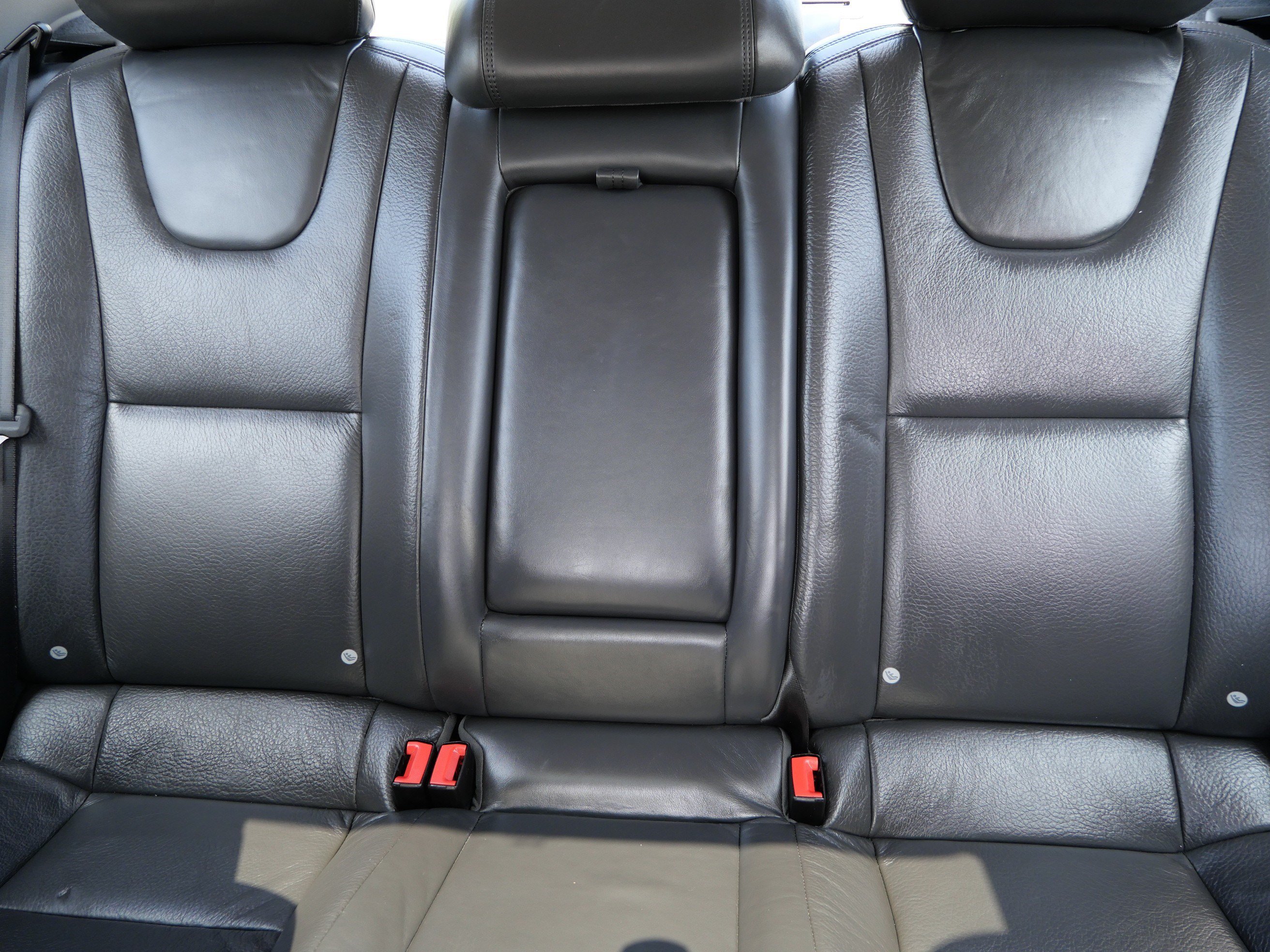 Used 2014 Red Volvo T5 image 13