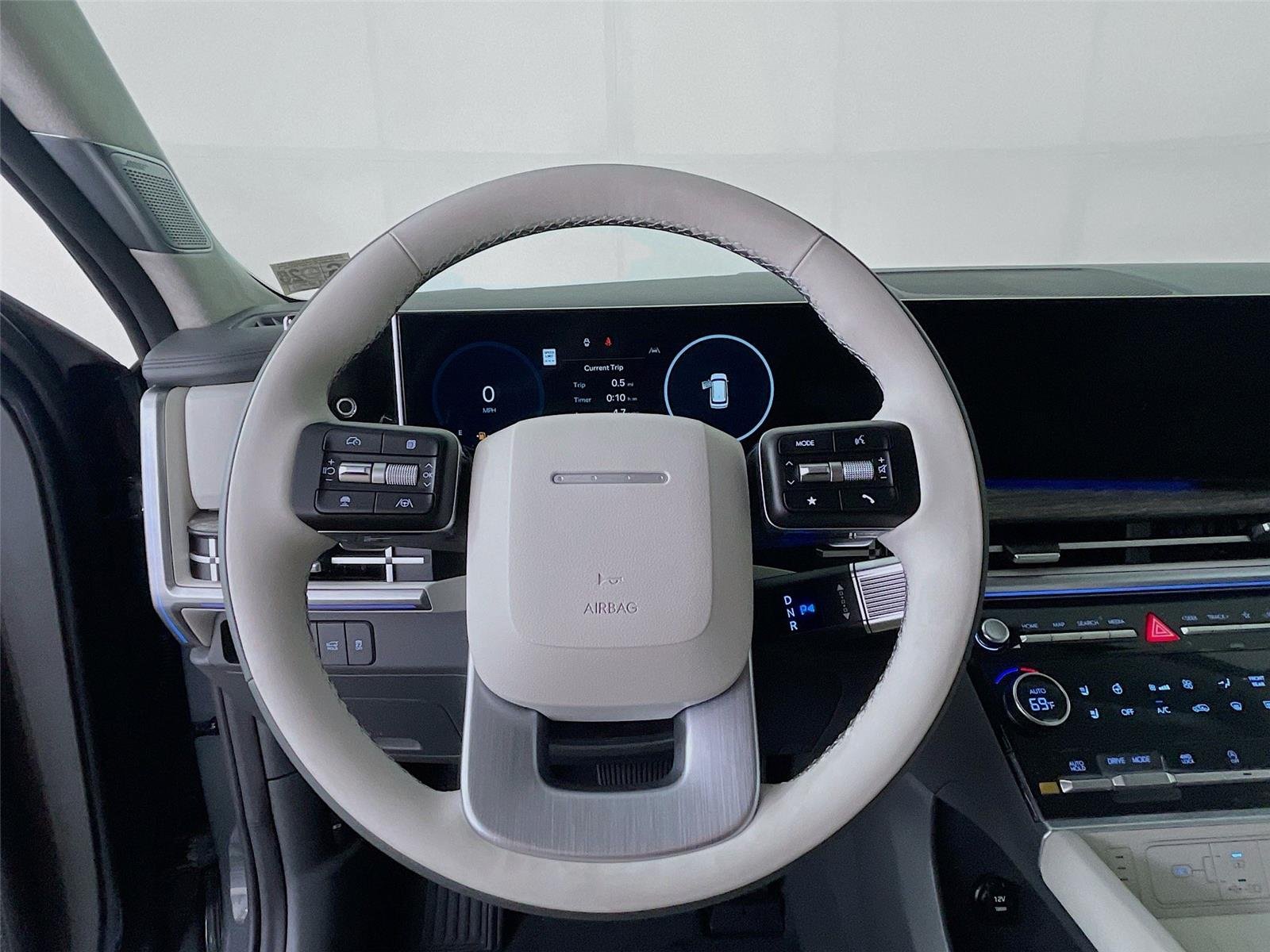 Used 2024 Ecotronic Gray Hyundai Calligraphy image 9