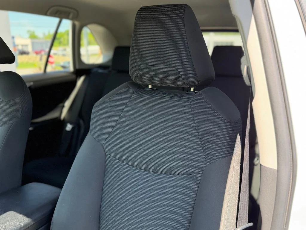 Used 2023 White Toyota LE image 9