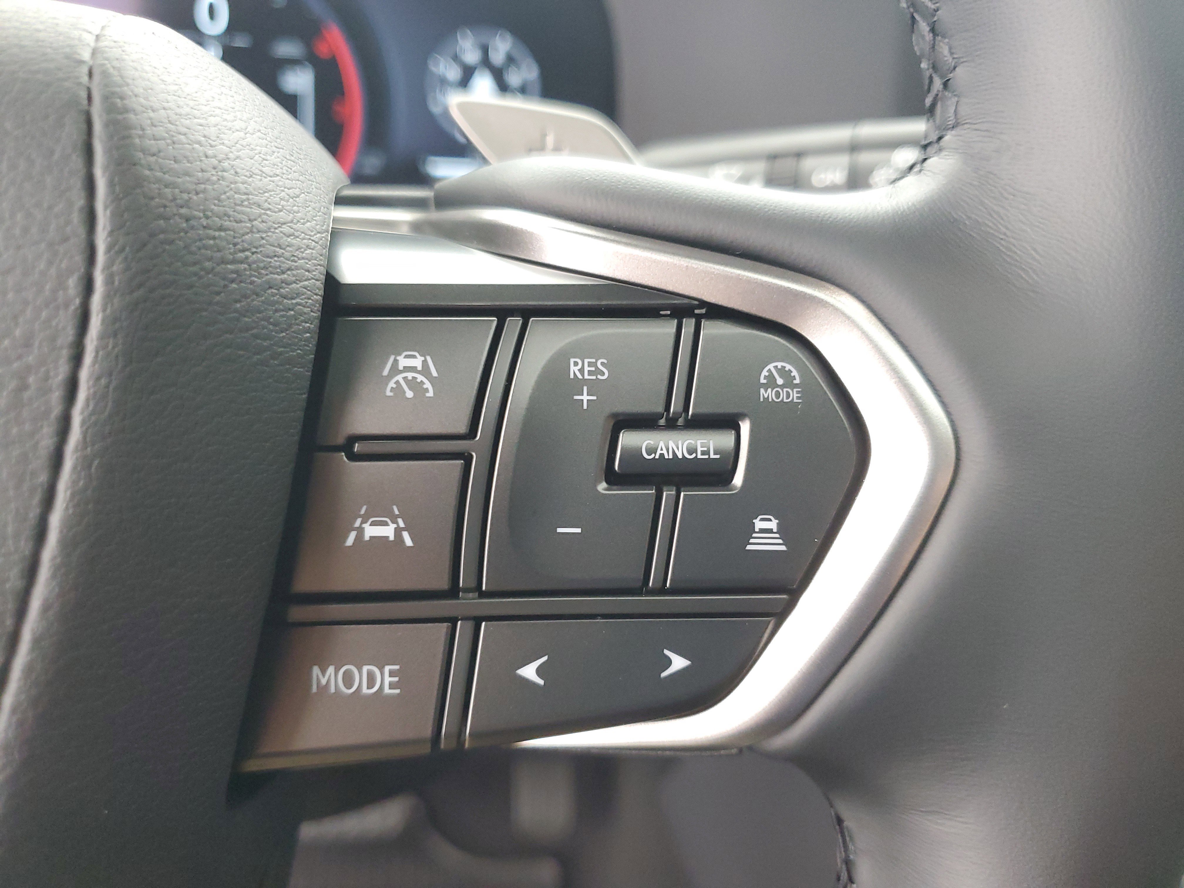 Used 2025 Earth/Black Roof Lexus 550 Overtrail+ image 25