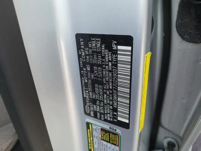 Used 2018 Silver Hyundai SE image 36