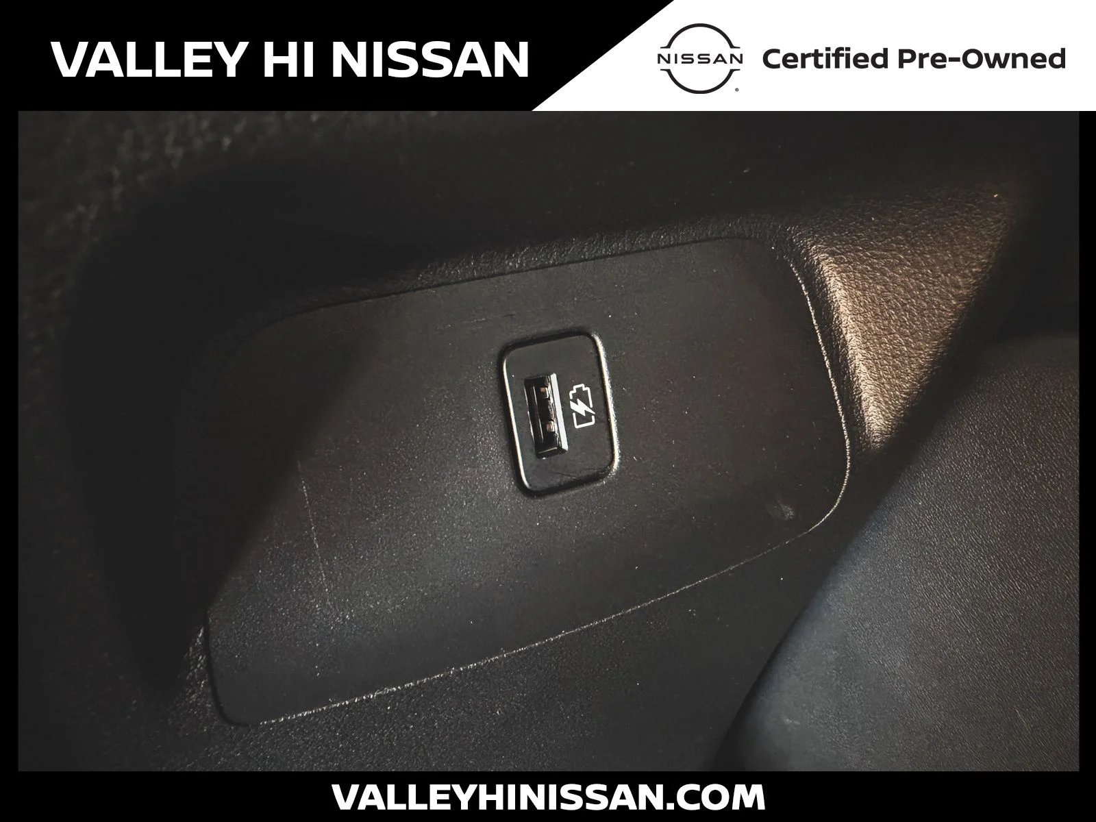 Used 2025 Gray Nissan SR image 19