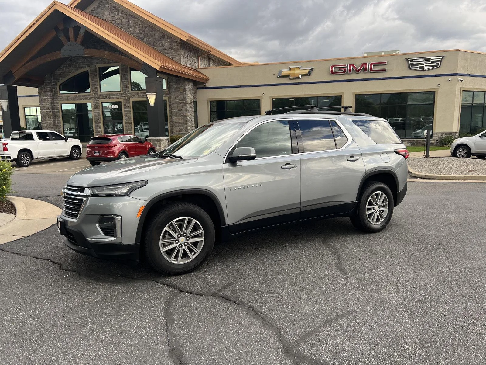 2023 Chevrolet Traverse 3LT - Photo 15