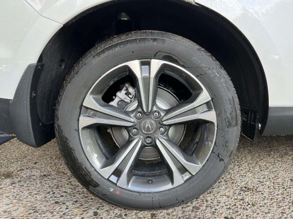 New 2026 Platinum White Pearl Acura Technology Package image 8