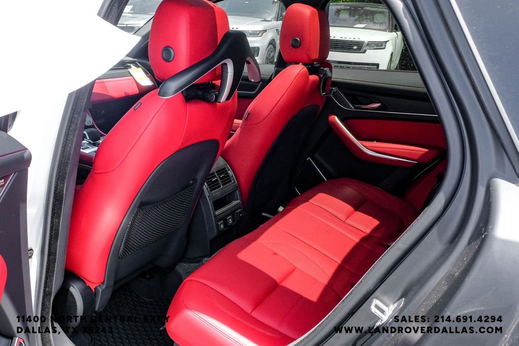 2026 Jaguar F-Pace R-Dynamic S - Photo 42
