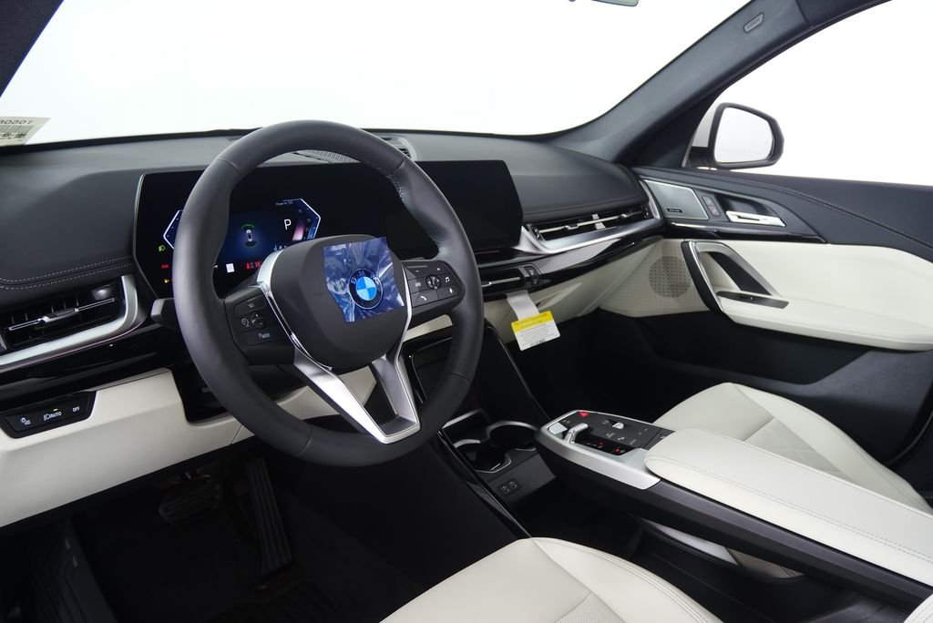 Used 2026 Alpine White BMW xDrive28i image 12