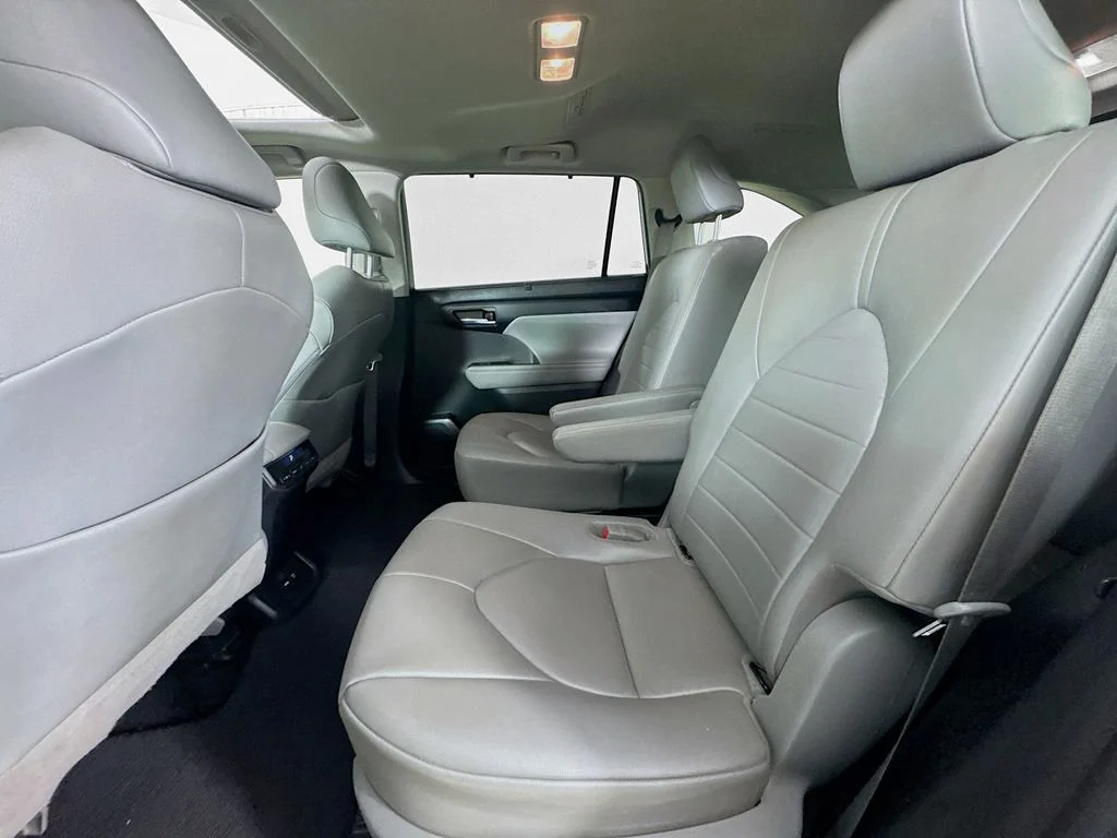 Used 2020 Celestial Silver Metallic Toyota XLE image 30