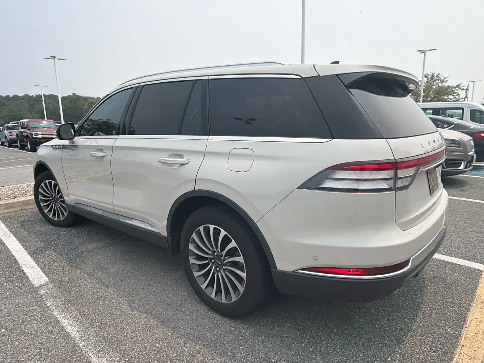 Certified Used 2023 Ceramic Pearl Lincoln Reserve image 10