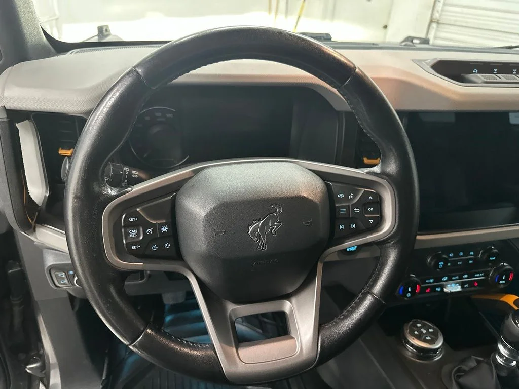Used 2022 Gray Ford Badlands image 26