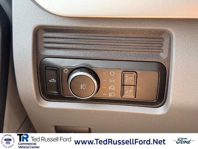 2025 Ford F-550 Super Duty Chassis Cab XL - Photo 27