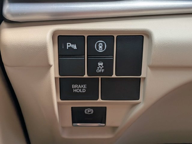 Certified Used 2024 Platinum White Pearl Acura Technology Package image 29