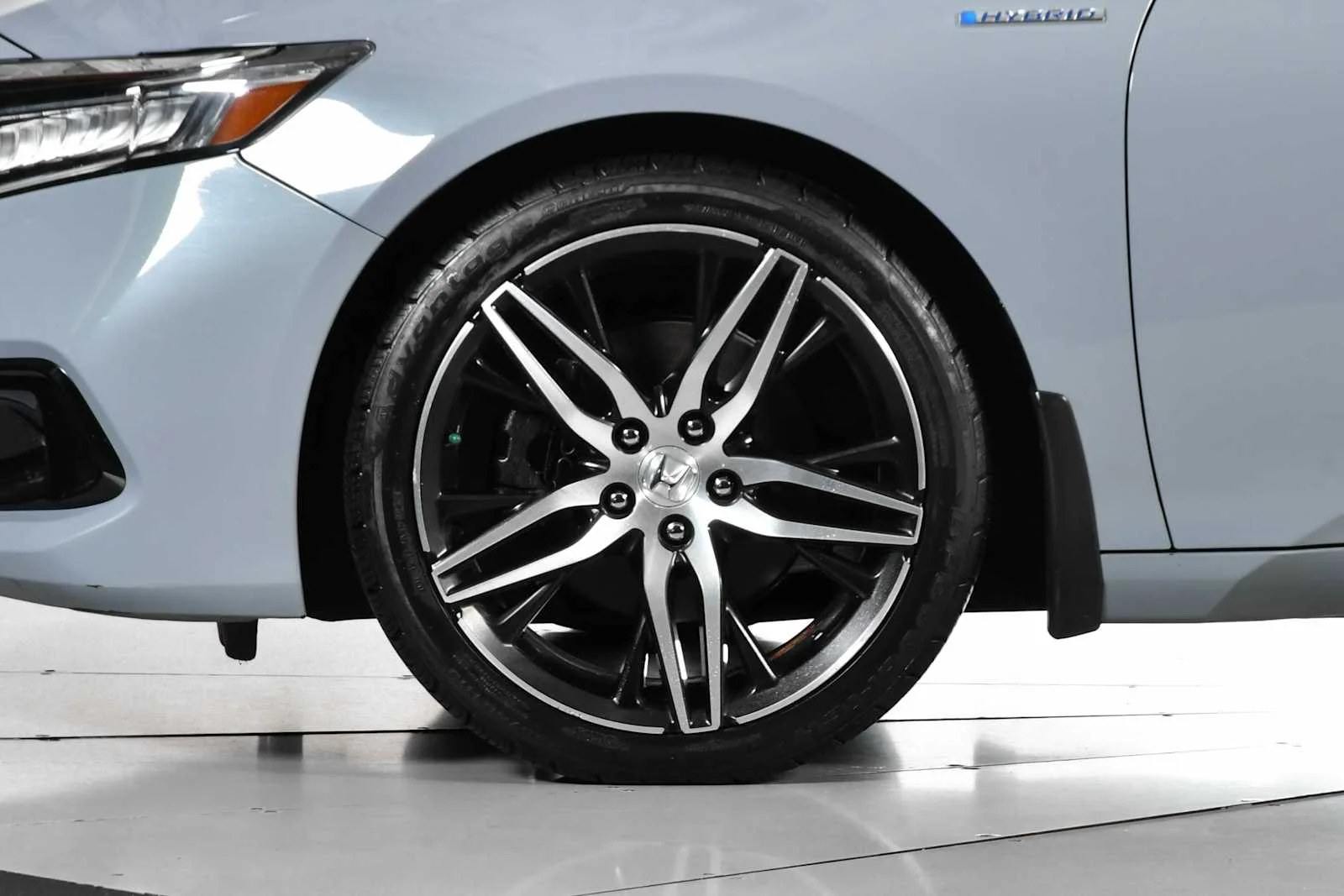 Used 2022 Sonic Gray Pearl Honda Touring image 11