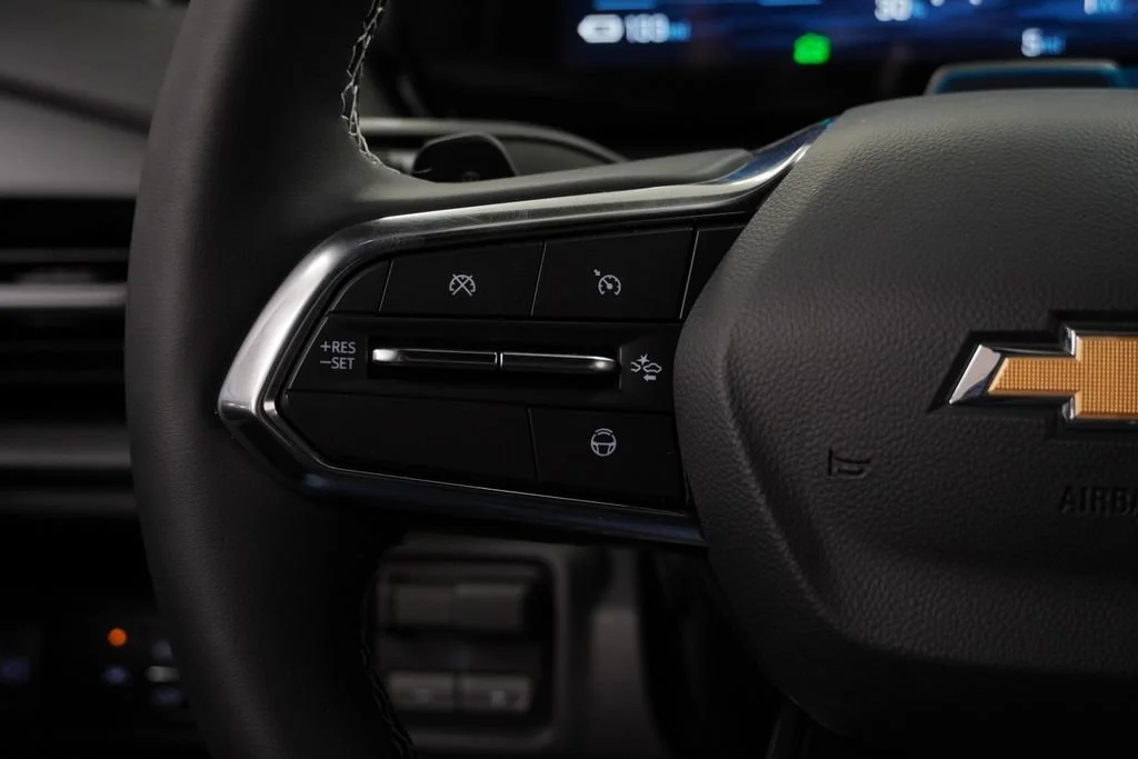 New 2026 Slate Gray Metallic Chevrolet LT - Max Range image 18