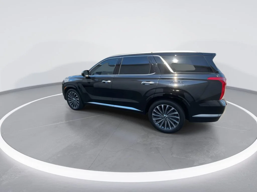 Used 2024 Black Hyundai Calligraphy image 6