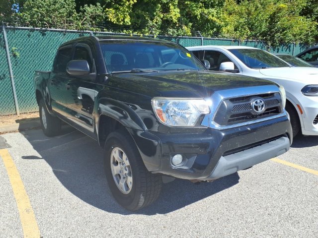 Used 2015 Black Toyota PreRunner V6 image 5