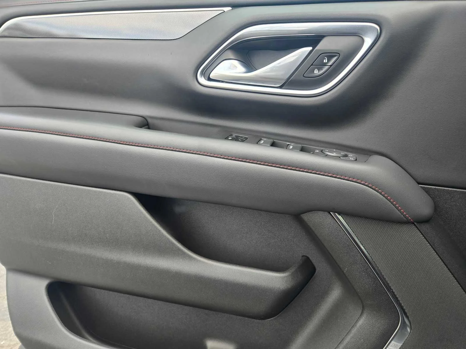 2021 Chevrolet Tahoe RST - Photo 27