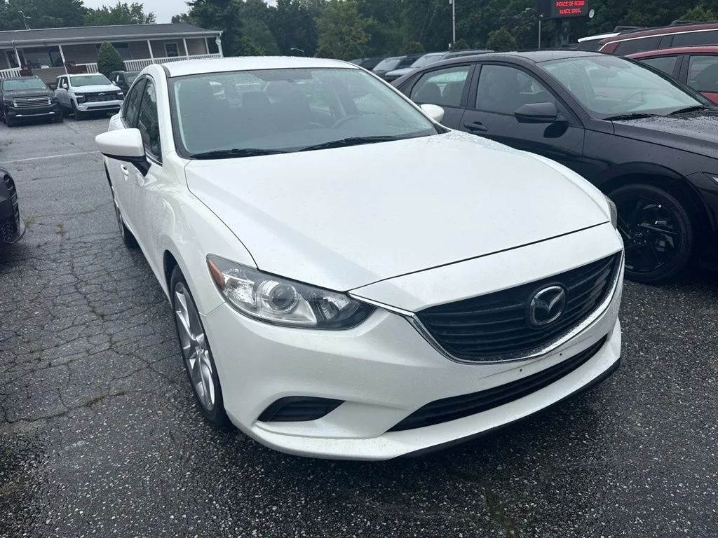 Used 2015 White Mazda i Touring image 2