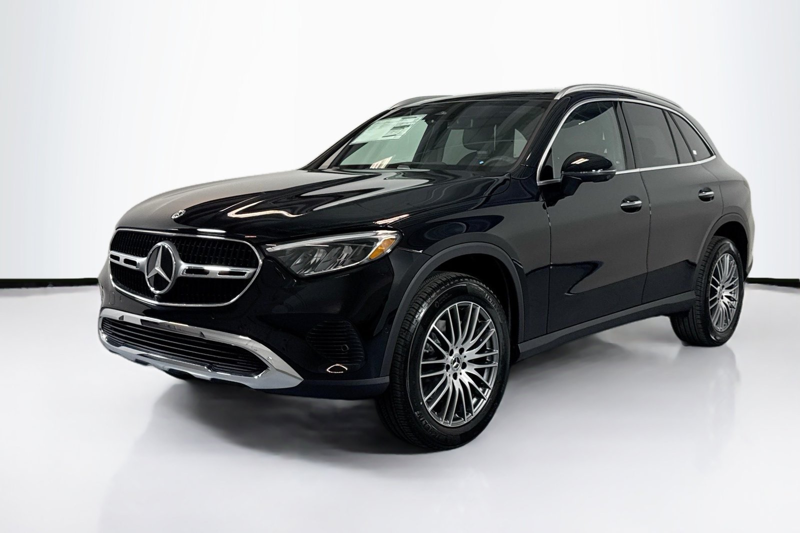 New 2026 Black Mercedes-Benz GLC 300 image 1
