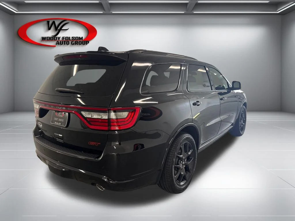 New 2026 Diamond Black Clear-Coat Exterior Paint Dodge GT Premium HEMI V8 image 6
