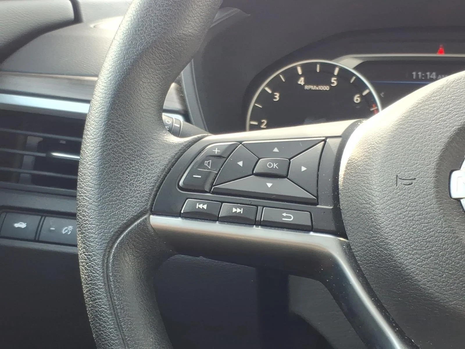 Used 2025 Gun Metallic Nissan SV image 24