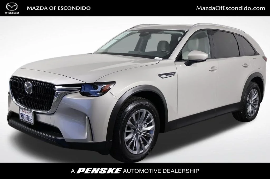 2024 Mazda CX-90 PHEV Preferred Package's photo