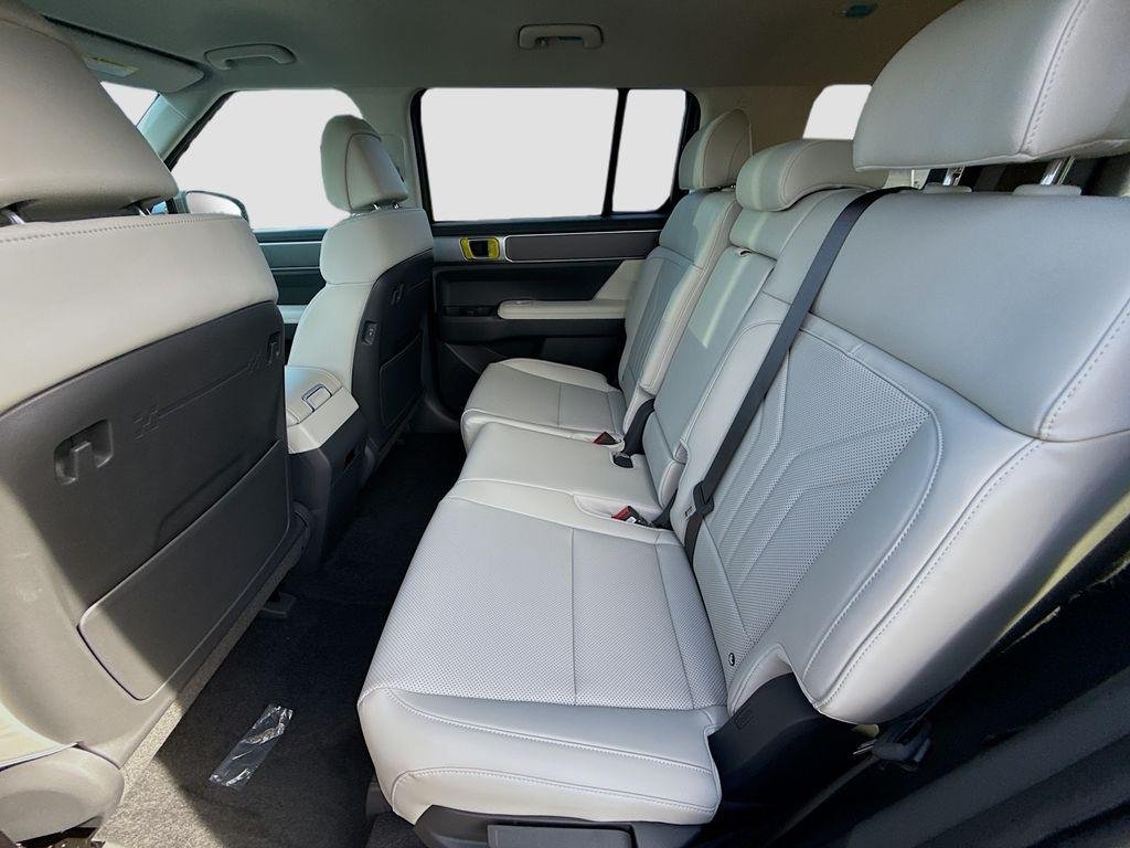 New 2026 Rockwood Green Hyundai SEL image 17