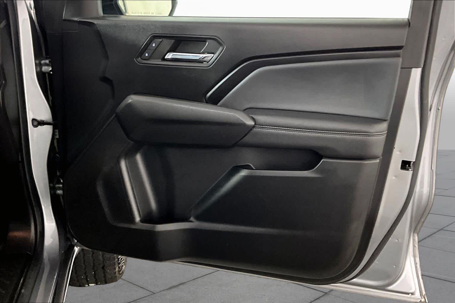 Used 2024 Sterling Metallic GMC 2WD Elevation image 19